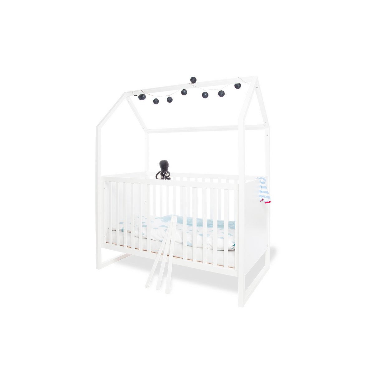 Complete kinderslaapkamer in stijl | "Bed 'Hilda' & Commode 'Pan | Pinolino