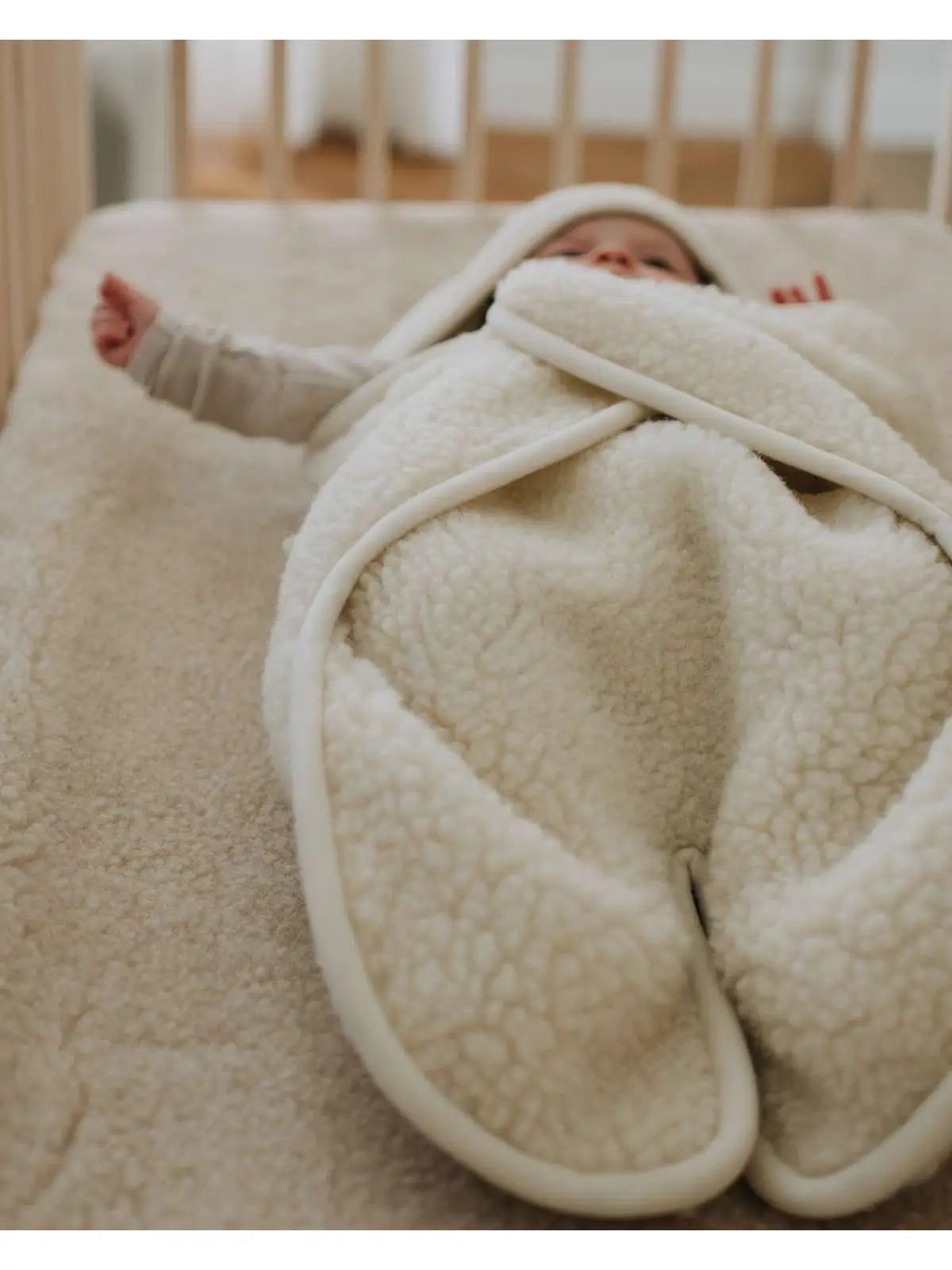 Baby wikkeldeken met voetjes Beige | Merinowol | KICO Label