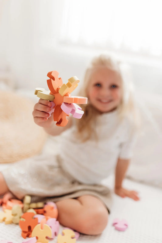 Moes Play | Circle Connect