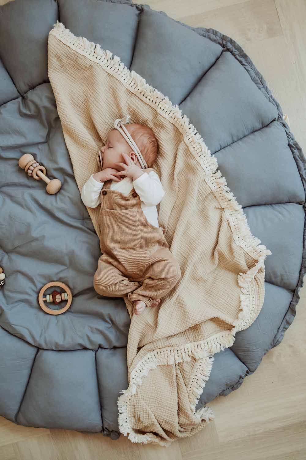 Play& Go | Bloom Dusty Blue Organic Cotton Babymat