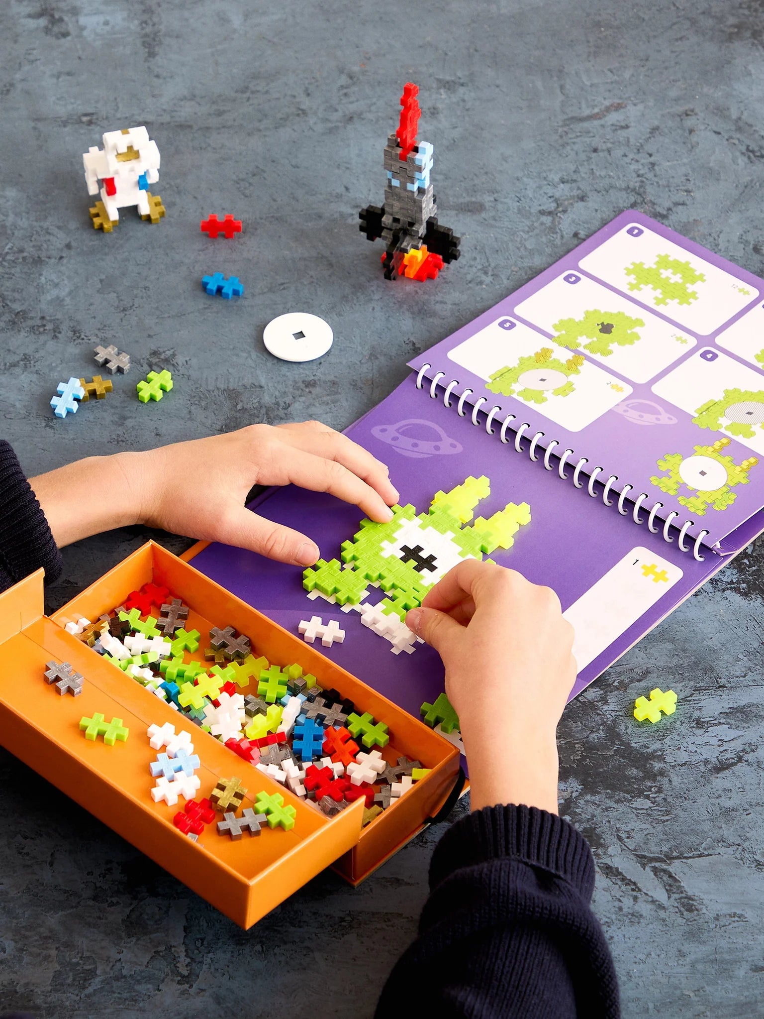 Plus-Plus | Activity Pad | Ruimte