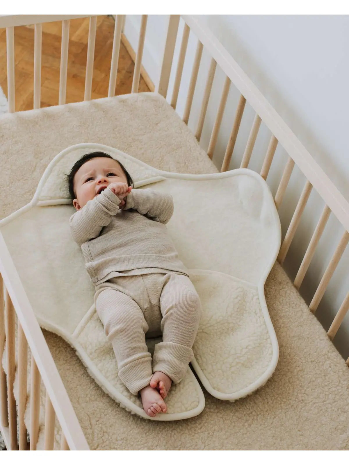 Baby wikkeldeken met voetjes Beige | Merinowol | KICO Label