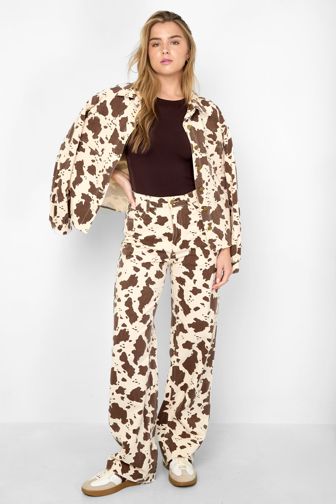 de cowgirl & dol op luipaardprint jeans