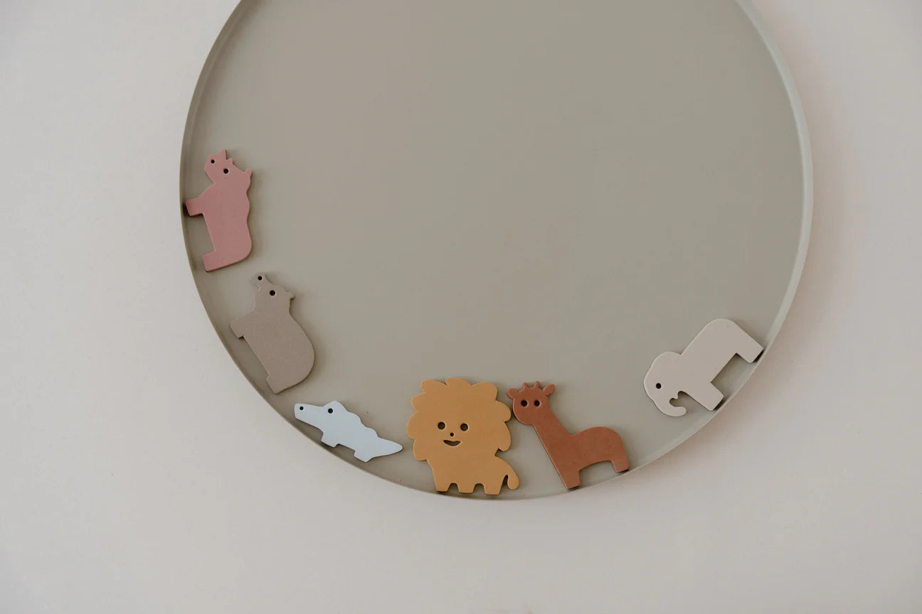 Moes Play | Magnetic Safari