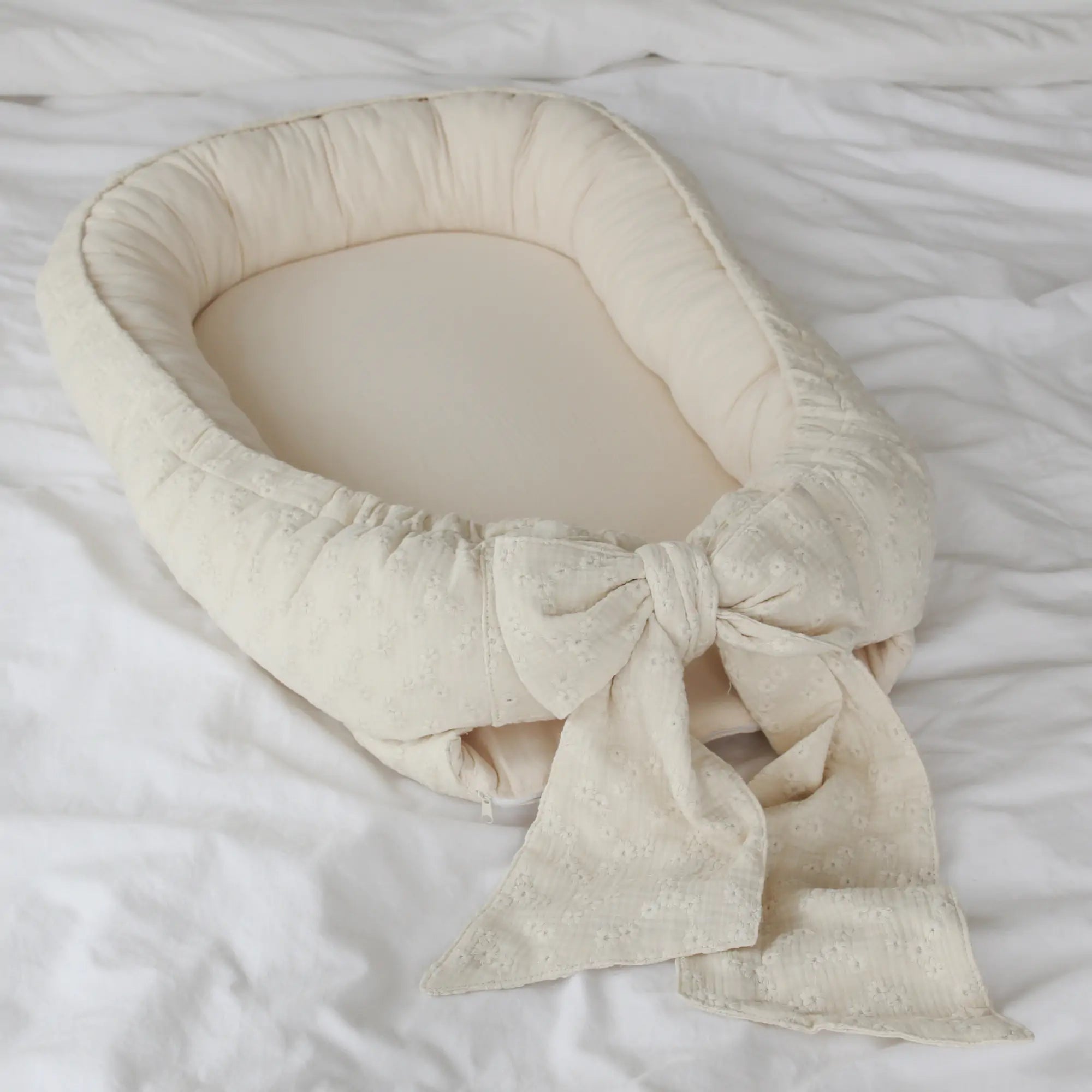 Babynest | Embroidered