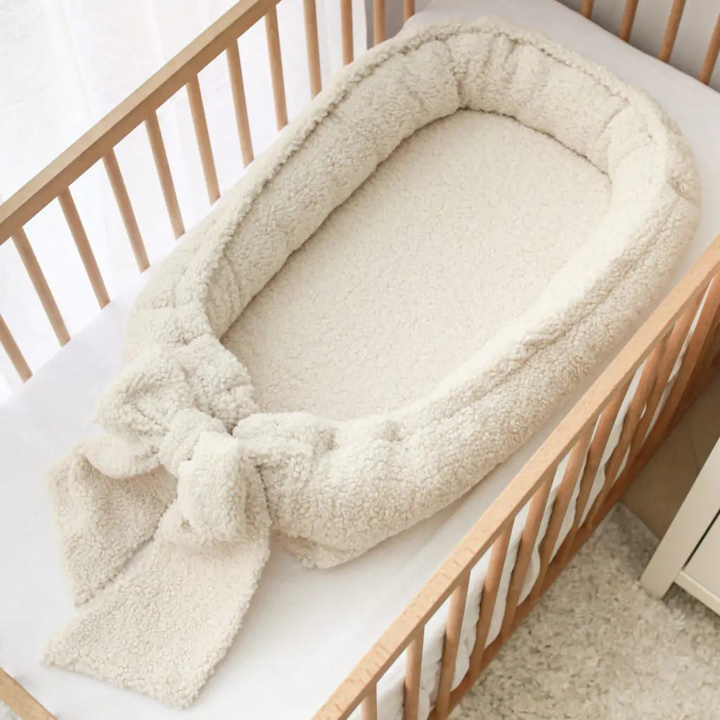 Babynest met strik | Teddy cream