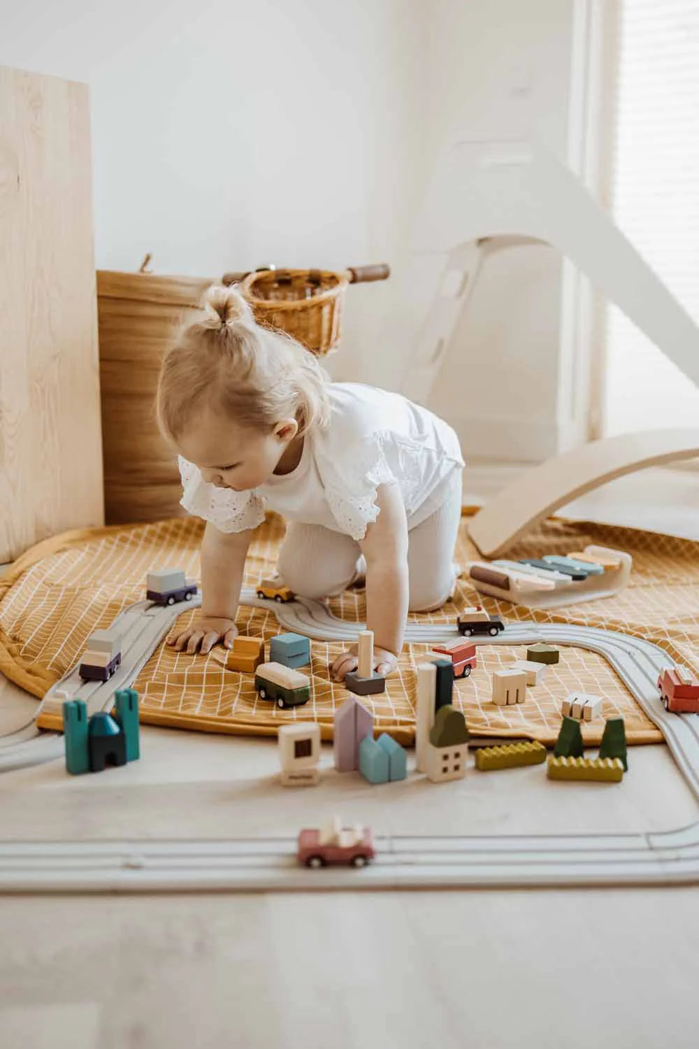 Play&Go | Speel- & Opbergkeed | Organic Cotton Mustard met Rasterpatroon