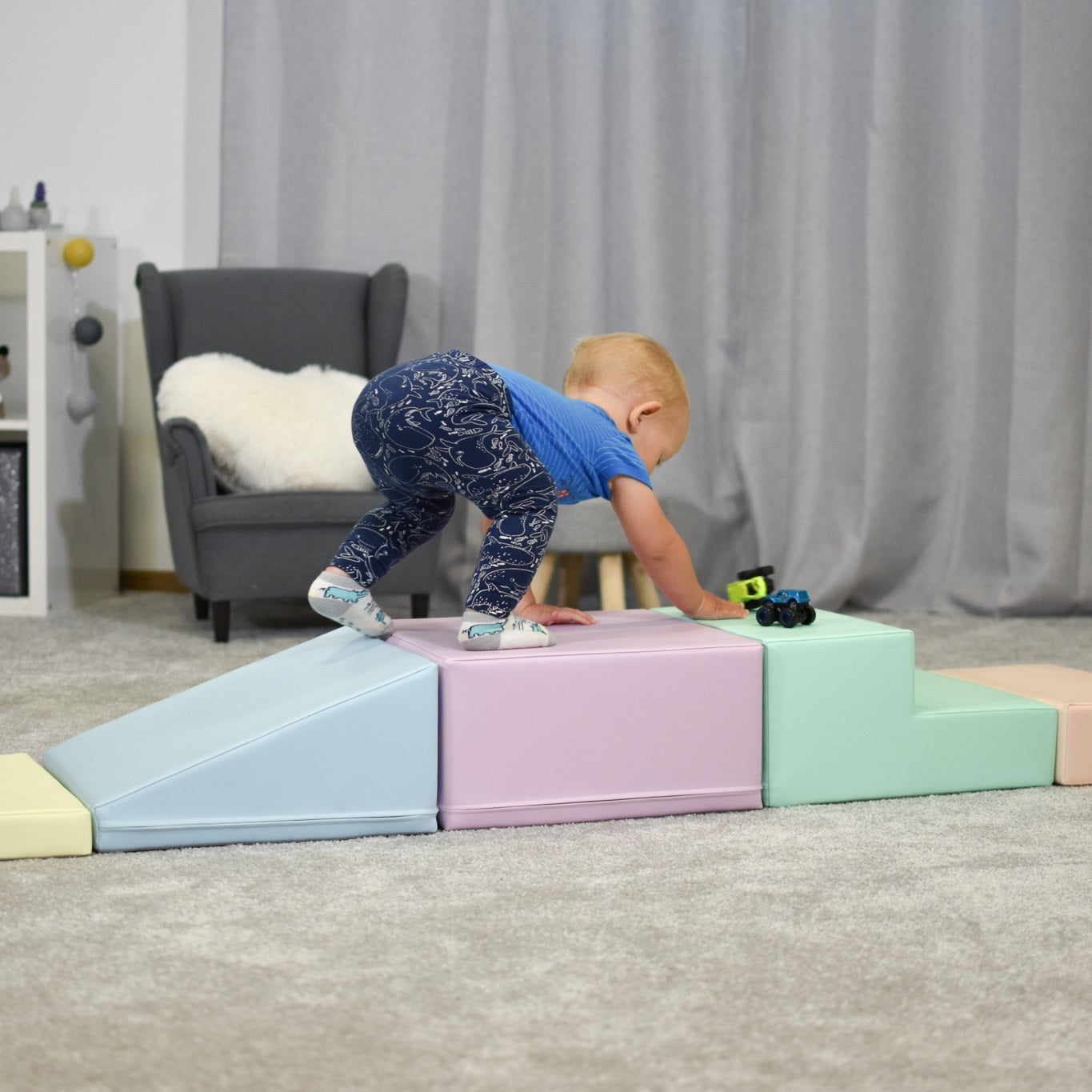 Soft Play 5 Foam Block Set - Light Pastel Corner Climber