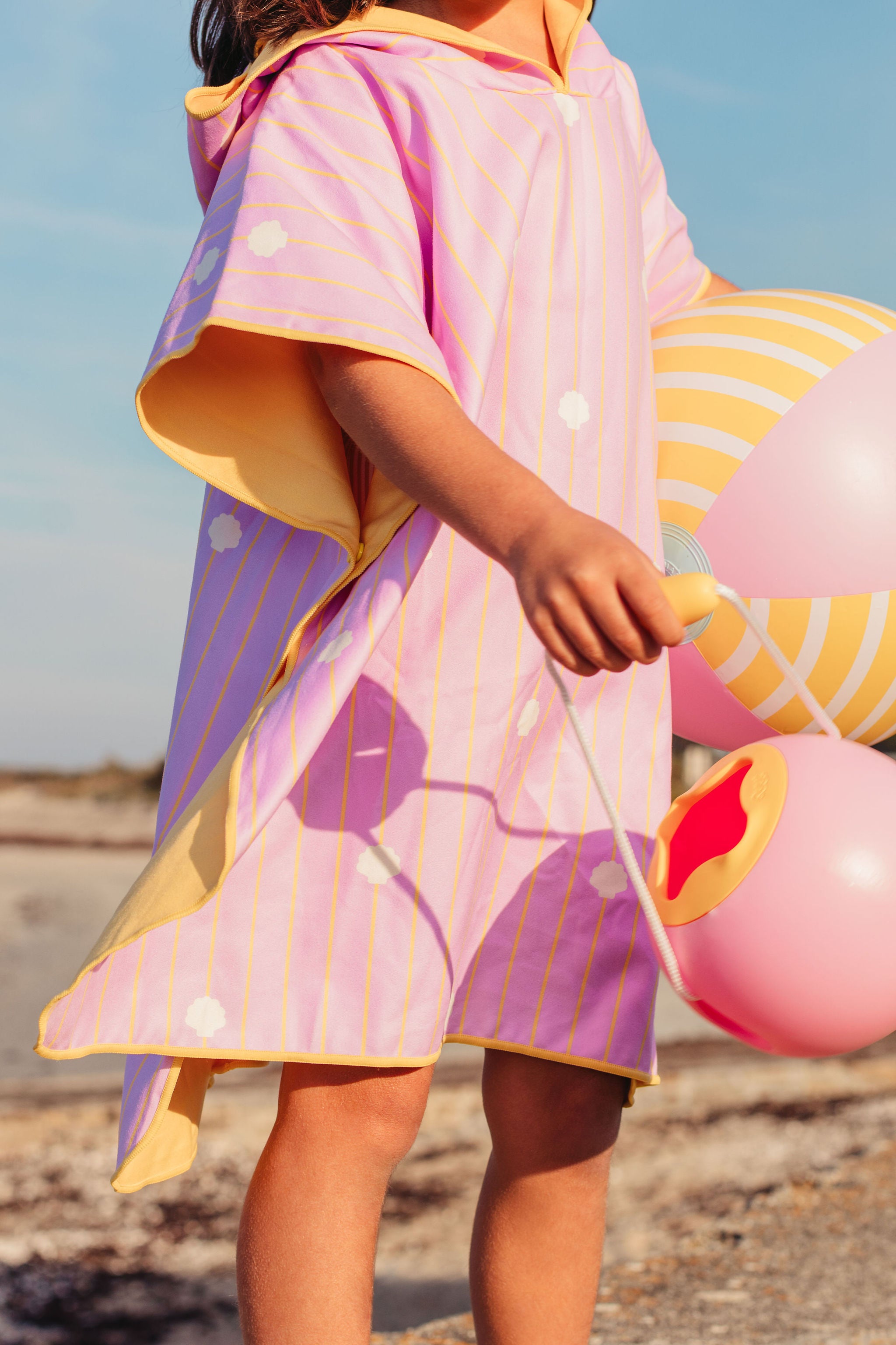 Poncho | Quut | Banana pink