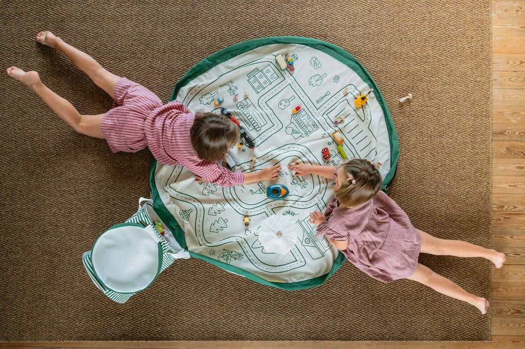 Soo “roadmap” | play&go® | 2-in-1 speelkleed & opbergmand