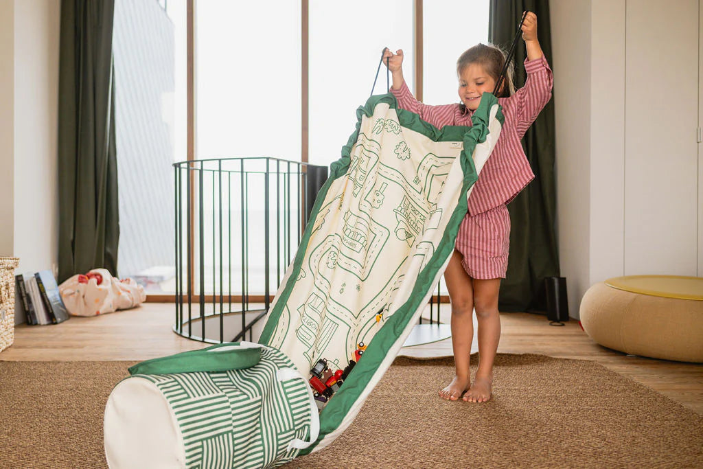 Soo “roadmap” | play&go® | 2-in-1 speelkleed & opbergmand