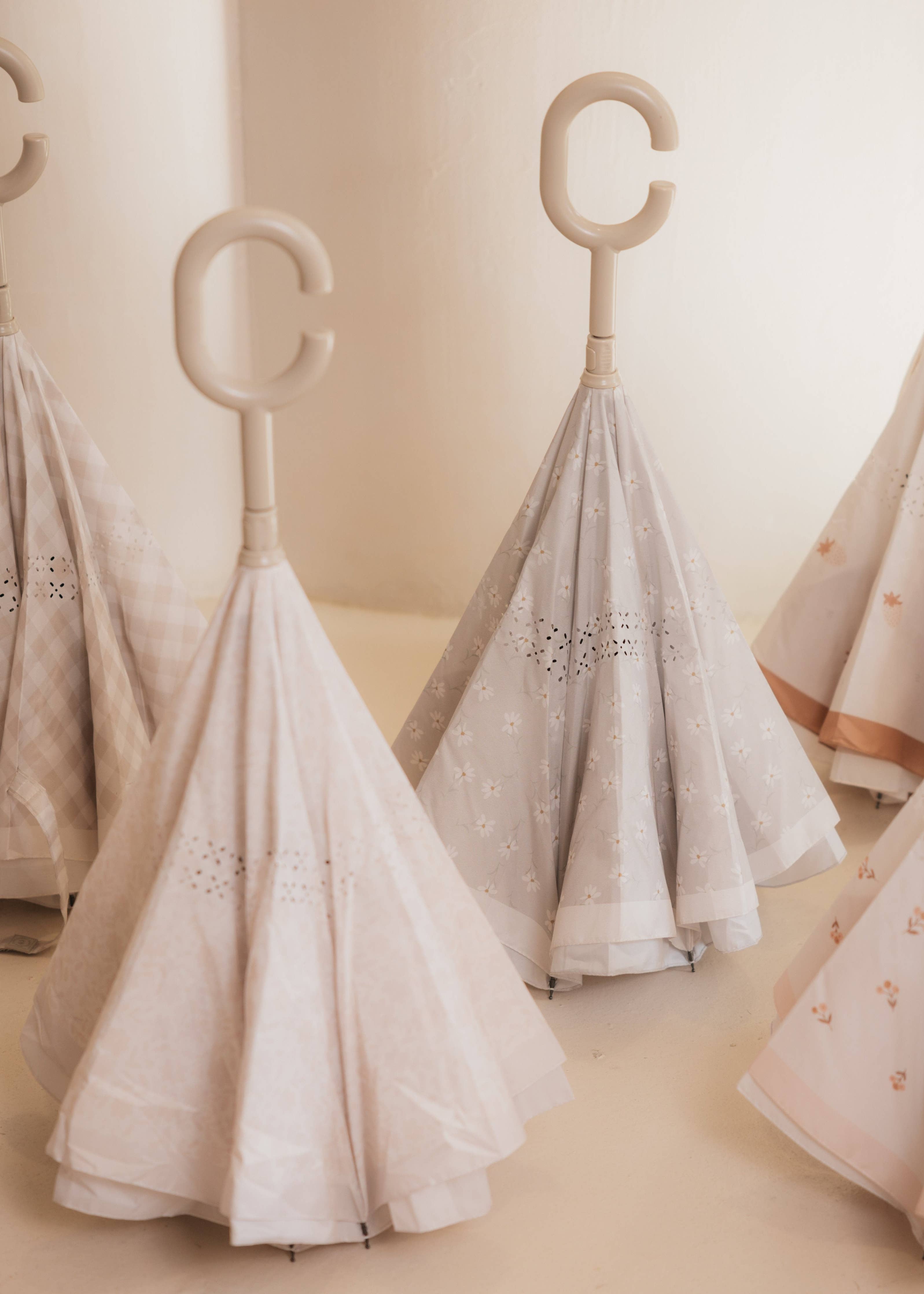Mrs.Ertha | Paraplu | Kleine Madeliefjes