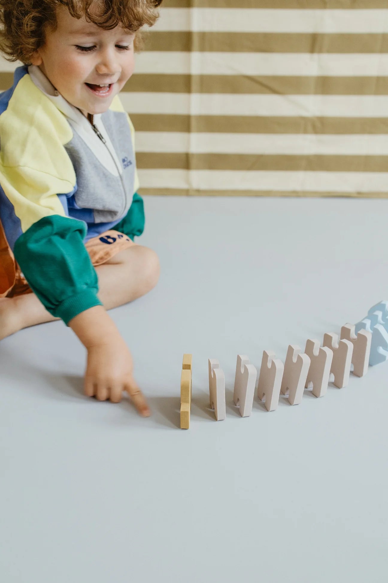 Moes Play | Ultimate Connect