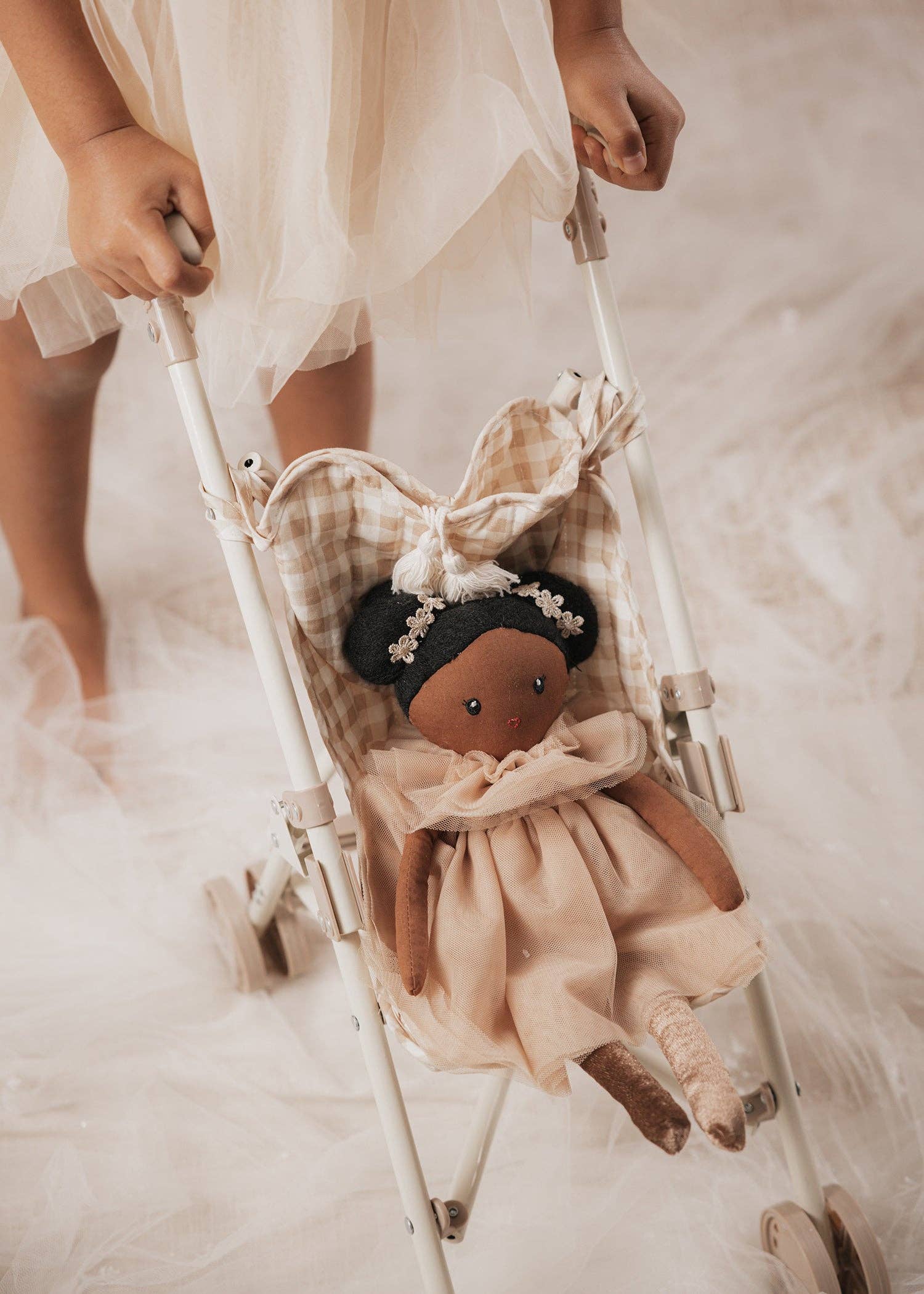 Mrs.Ertha | Poppenwagen | zachte vierkanten