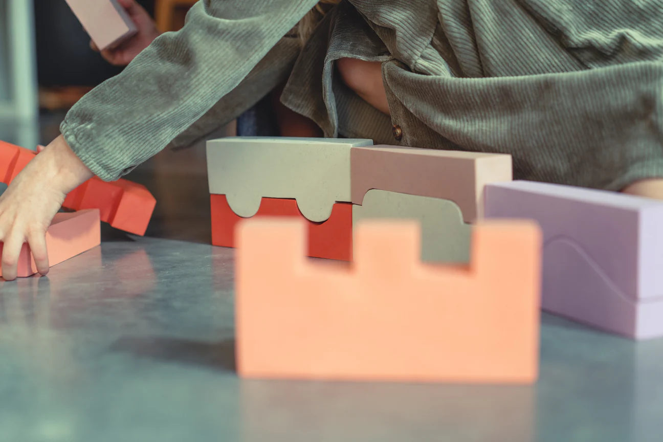 Moes Play | Puzzle Blocks Earth