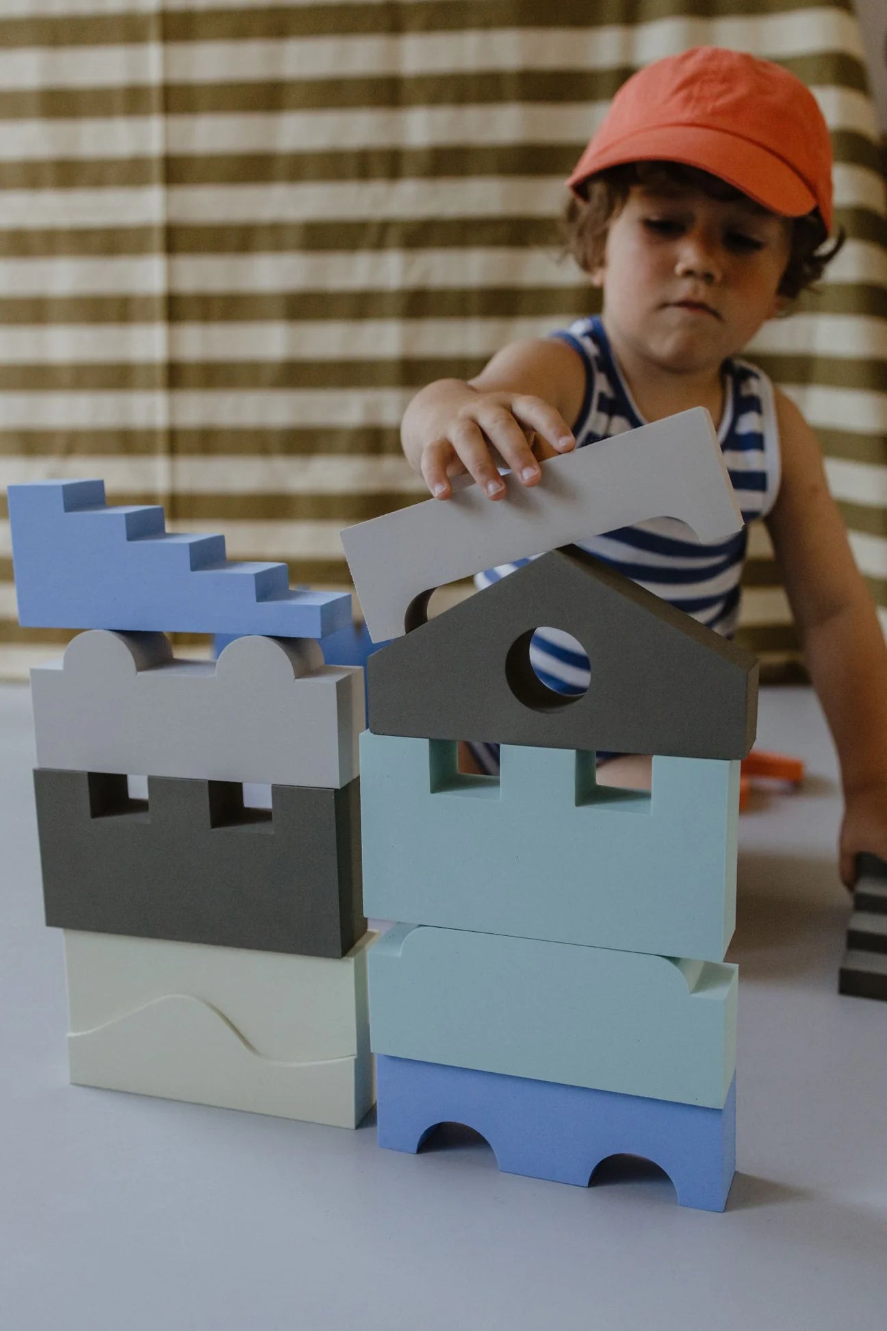 Moes Play | Puzzle blocks Sky