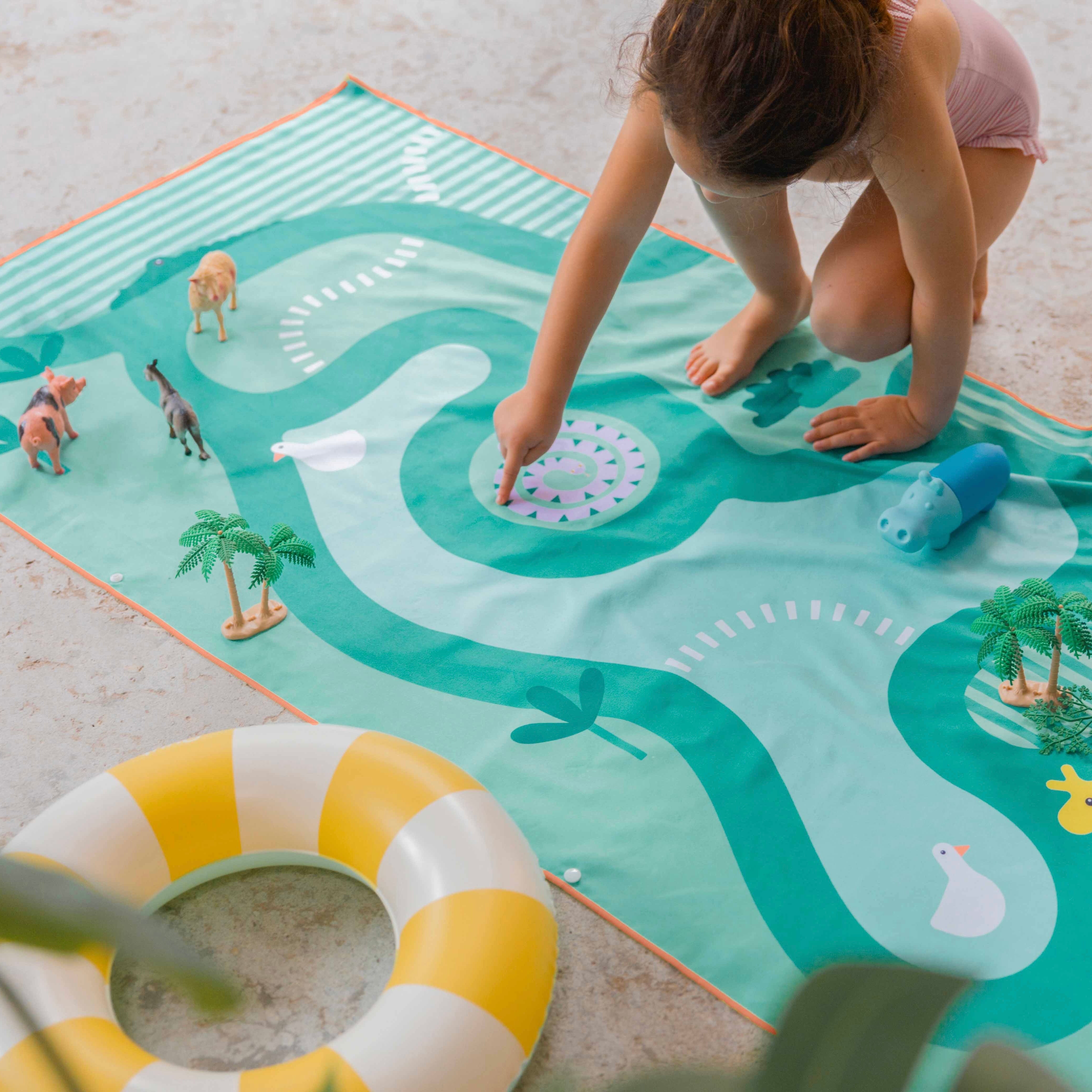 PlayTowel L 180x100 | Safari | Quut