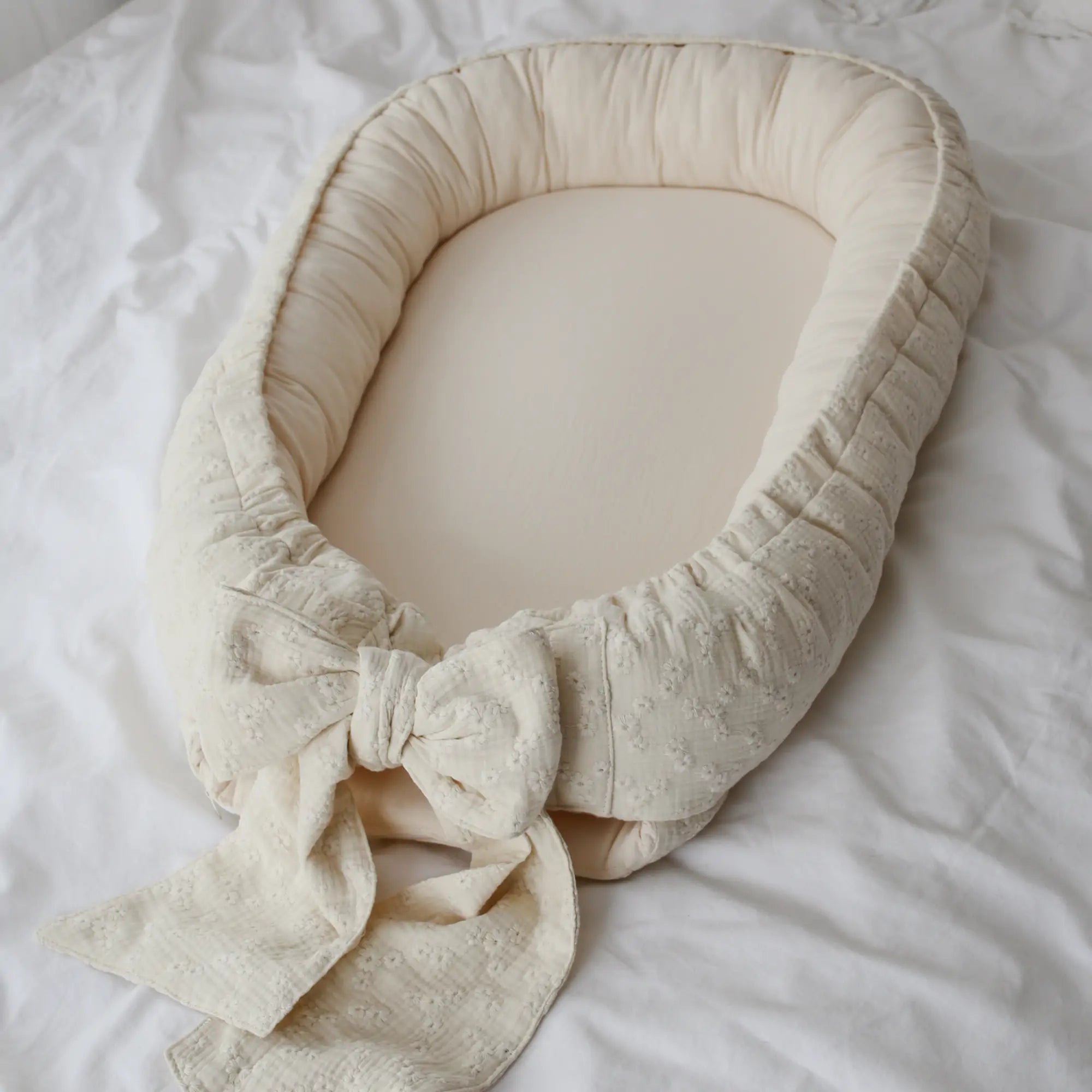 Babynest | Embroidered