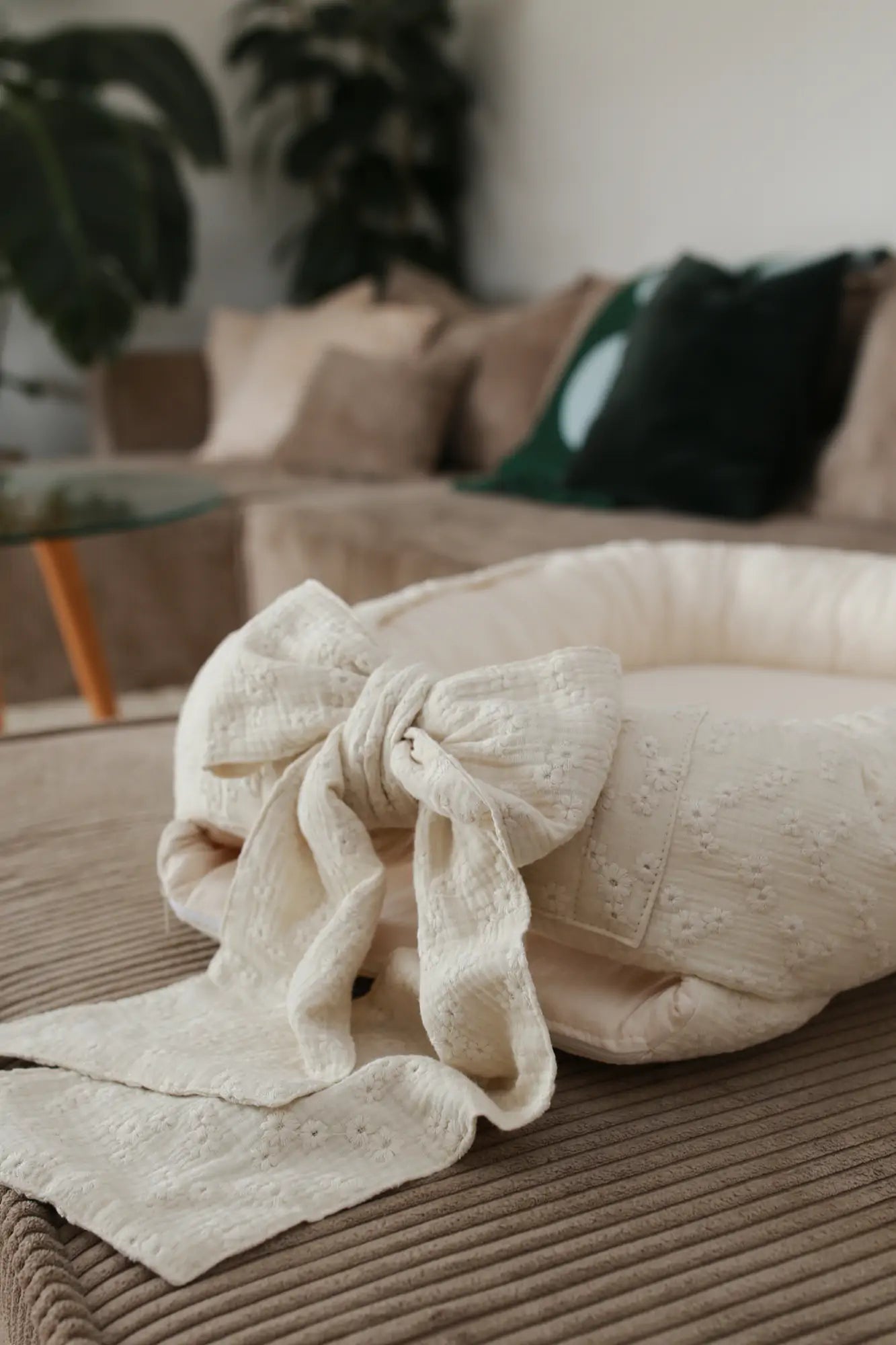 Babynest | Embroidered