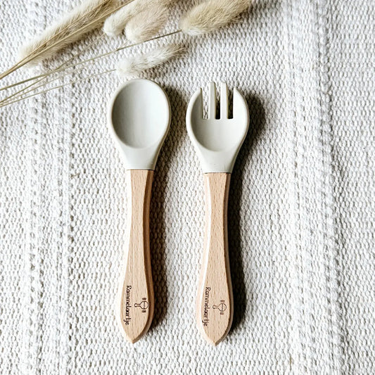 Cuillère et fourchette avec manche en bambou | Sonnettes pour bébé