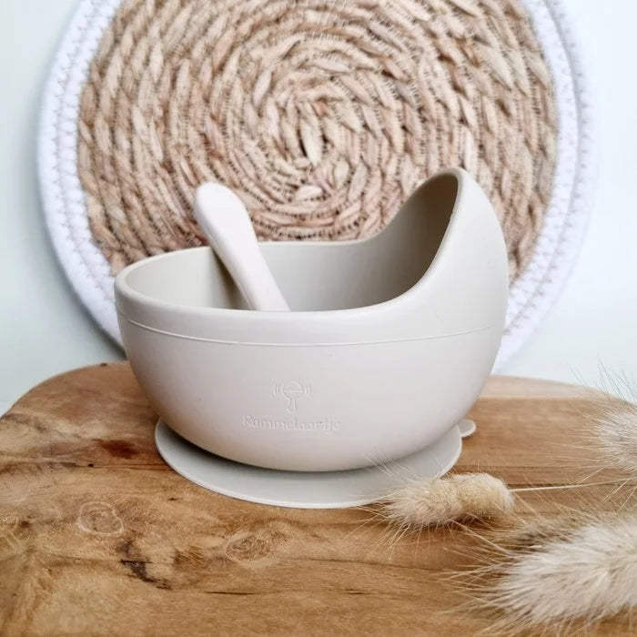 Kom met zuignap en lepel | Rammelaartje