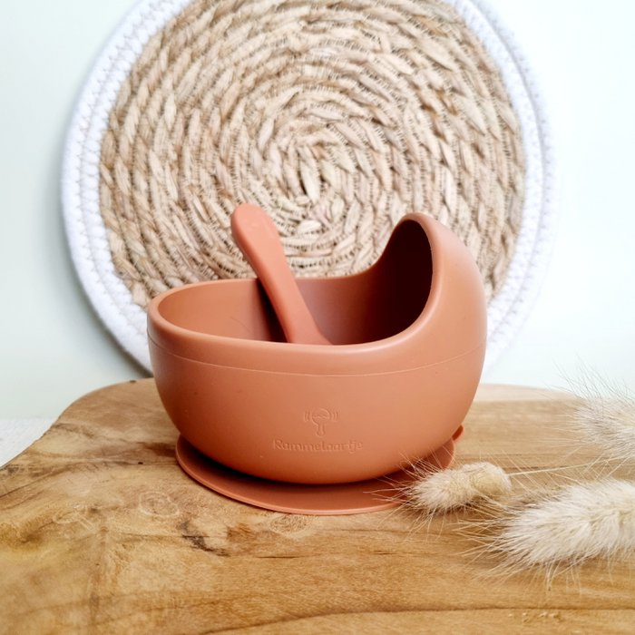 Kom met zuignap en lepel | Rammelaartje