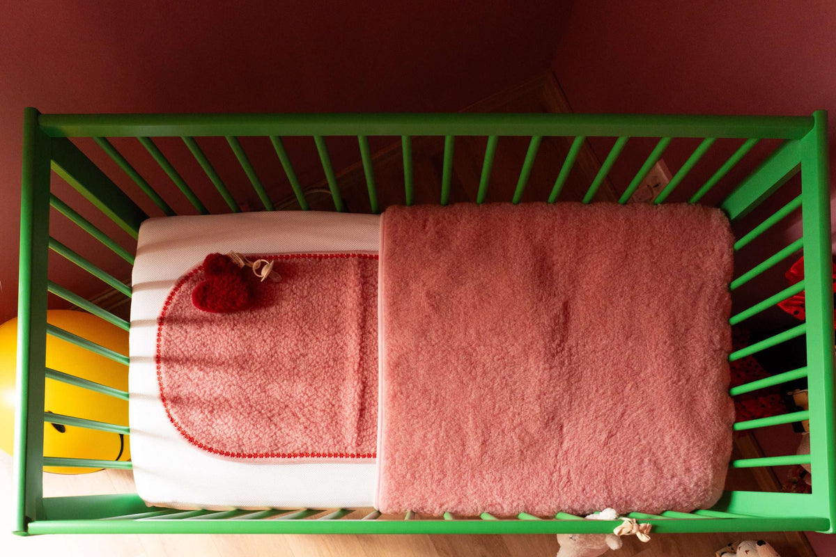 Wollen onderlegger Flower Power roze We Are Wovens